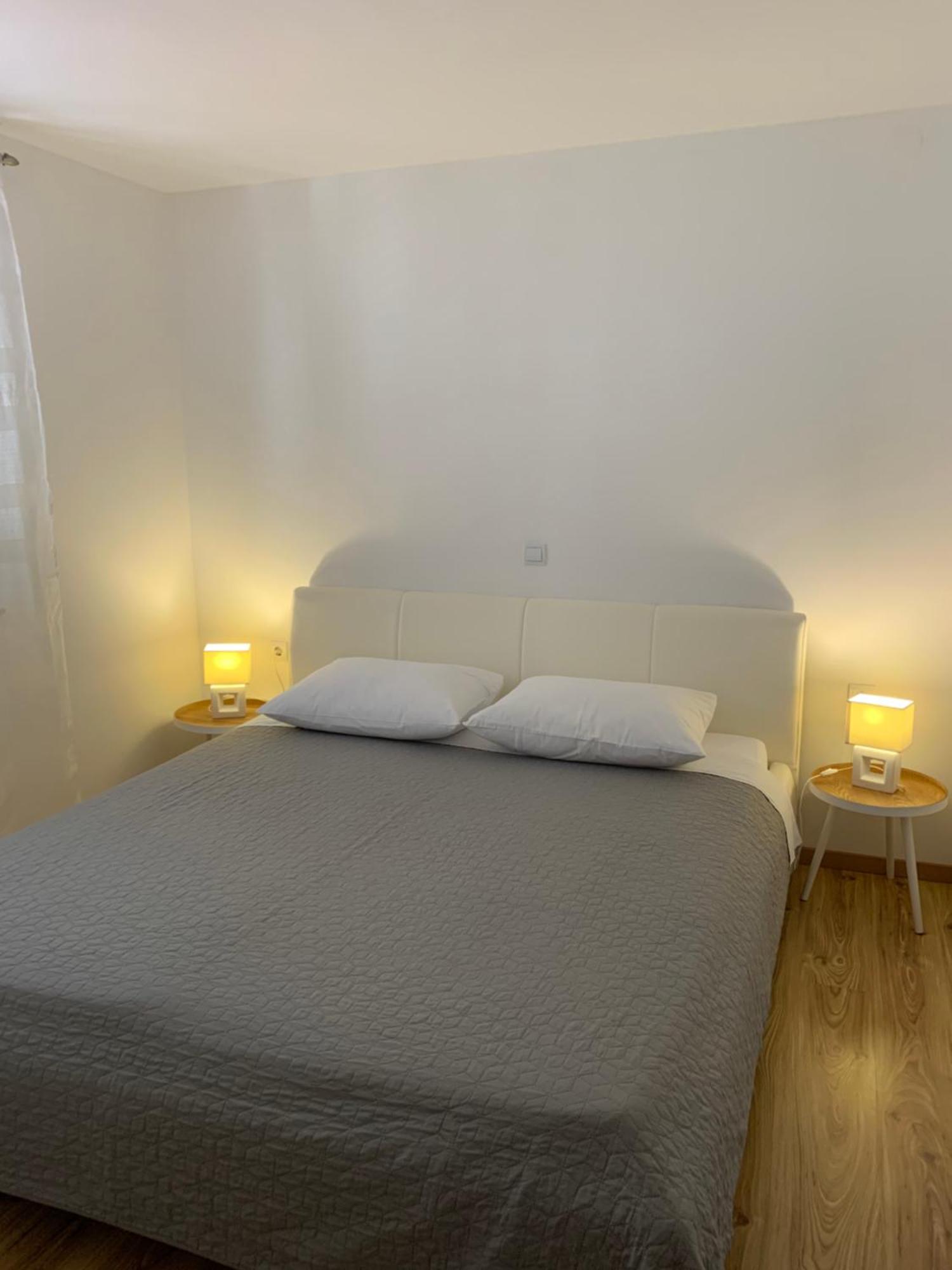 Apartments Kristina Đảo Hvar Ngoại thất bức ảnh