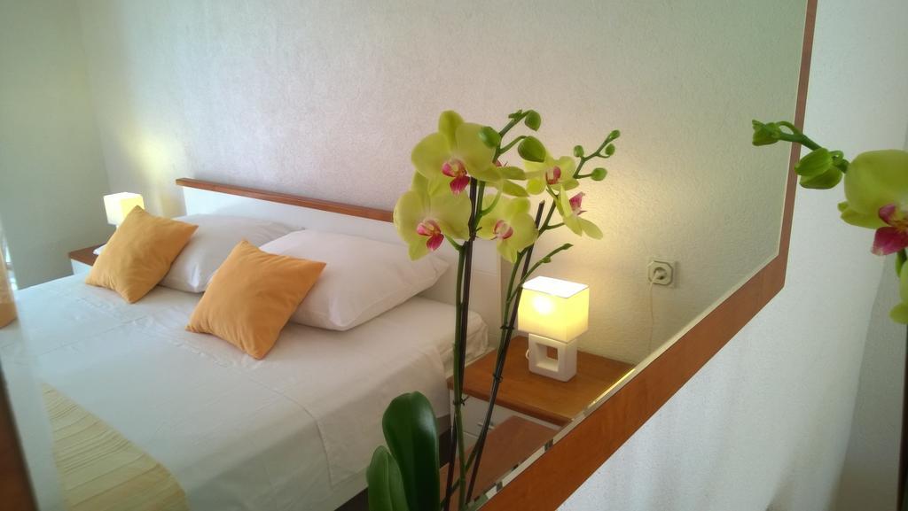 Apartments Kristina Đảo Hvar Phòng bức ảnh