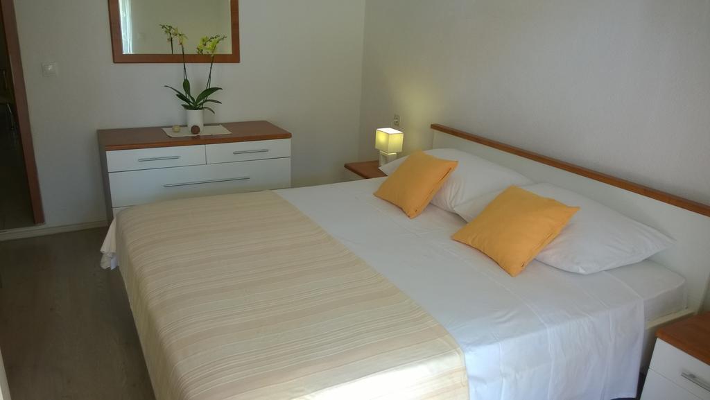 Apartments Kristina Đảo Hvar Phòng bức ảnh