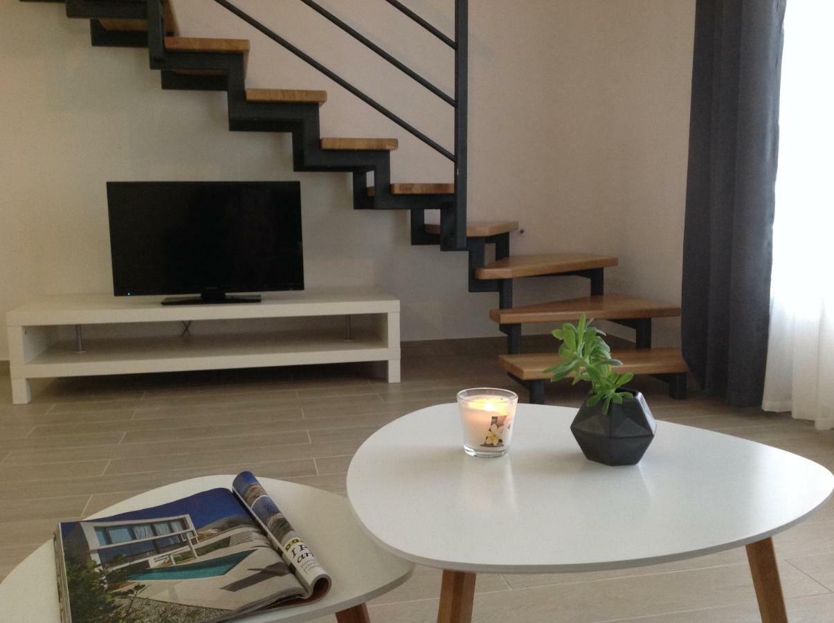 Apartments Kristina Đảo Hvar Ngoại thất bức ảnh